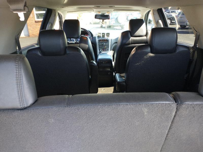 GMC Acadia SLT-2 AWD 2010