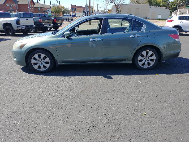 Honda Accord EX-L V-6 Sedan AT 2010