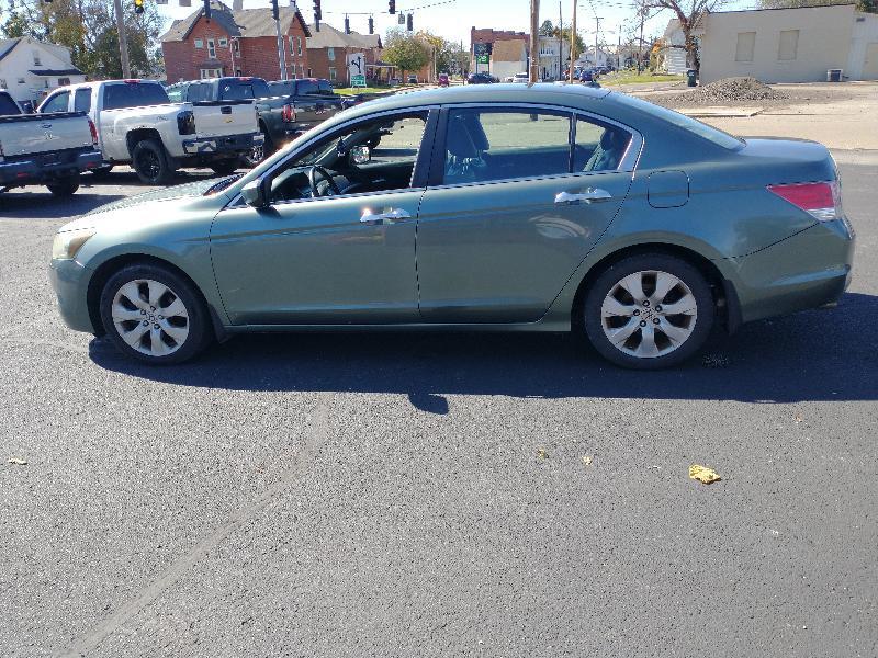 Honda Accord EX-L V-6 Sedan AT 2010