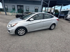 2013 Hyundai Accent 