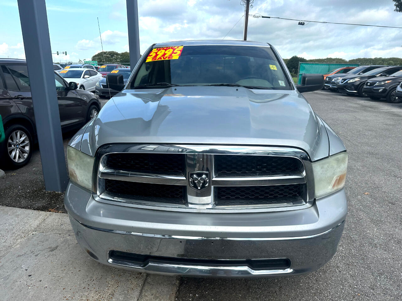 2012 Ram 1500 SLT photo 2