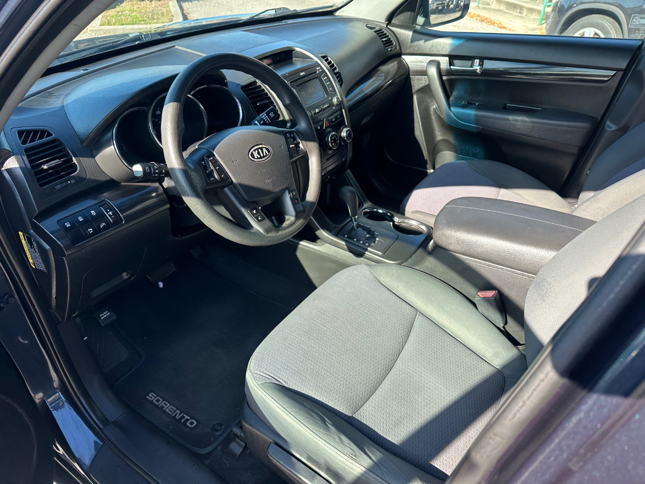 Kia Sorento 2WD 4dr I4-GDI LX 2013