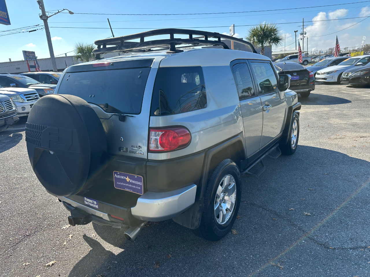Toyota FJ Cruiser RWD 4dr Auto (Natl) 2010