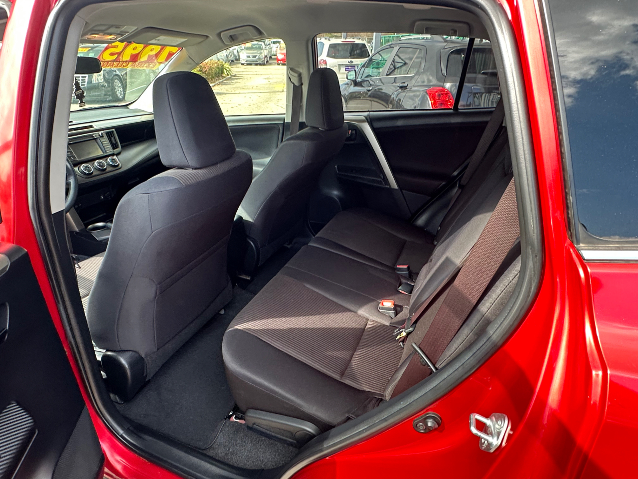 Toyota RAV4 FWD 4dr LE (Natl) 2014