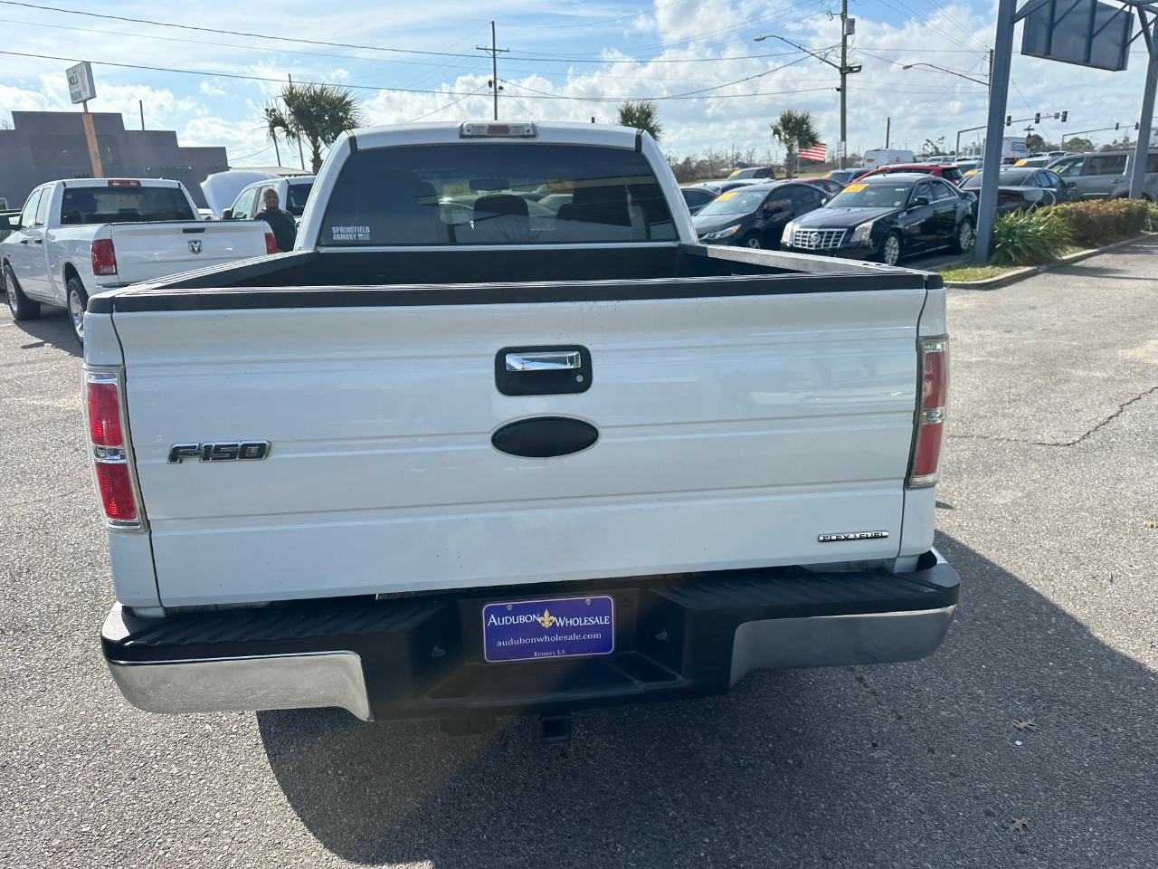Ford F-150 2WD SuperCab 145" Lariat 2011