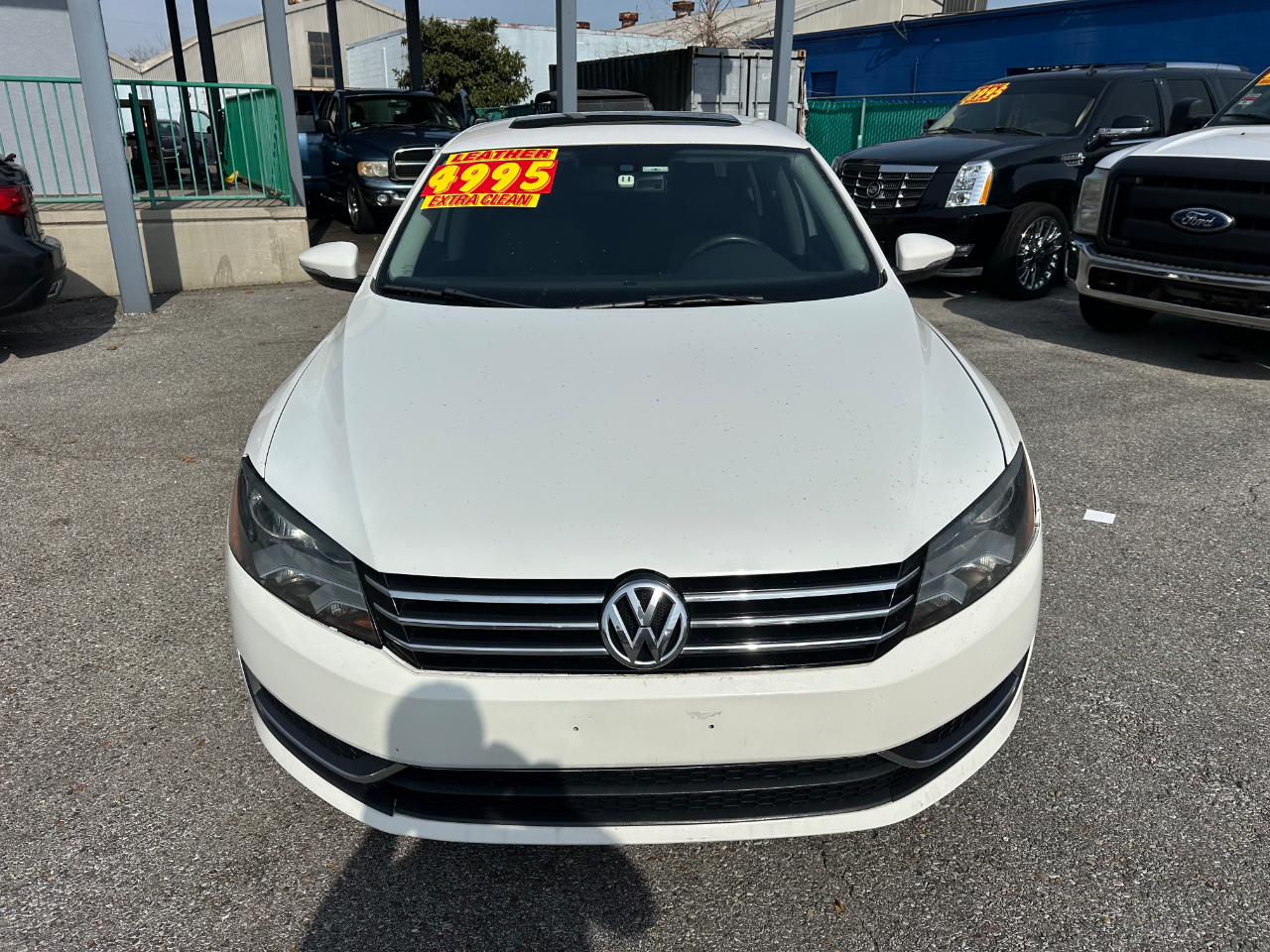 Volkswagen Passat 4dr Sdn 2.5L Auto SE PZEV 2012
