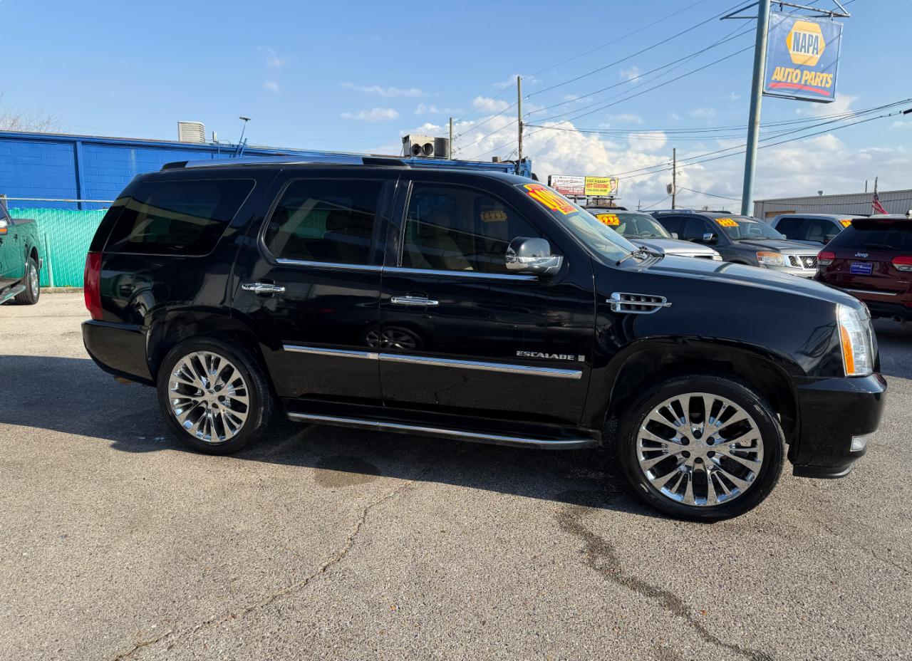 Cadillac Escalade AWD 4dr 2007