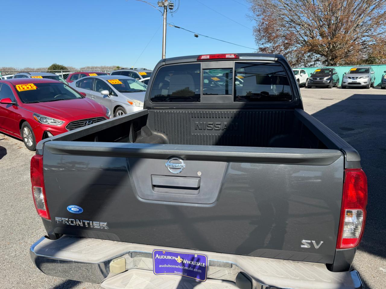 Nissan Frontier 2WD Crew Cab SWB Auto SV 2015