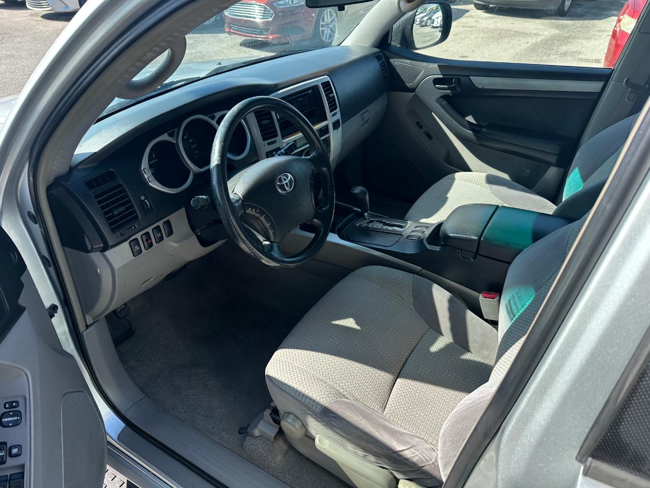 Toyota 4Runner 4dr SR5 V6 Auto (Natl) 2004