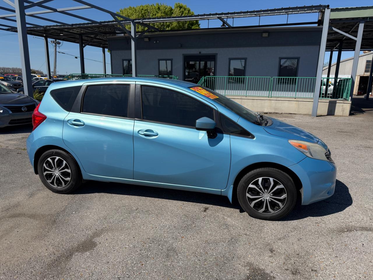 Nissan Versa Note 5dr HB CVT 1.6 SV 2015