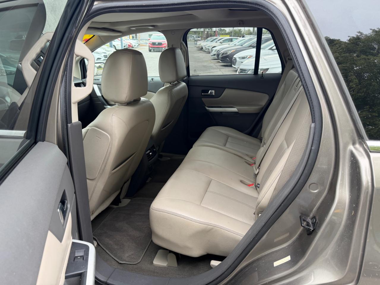 Ford Edge 4dr Limited FWD 2012