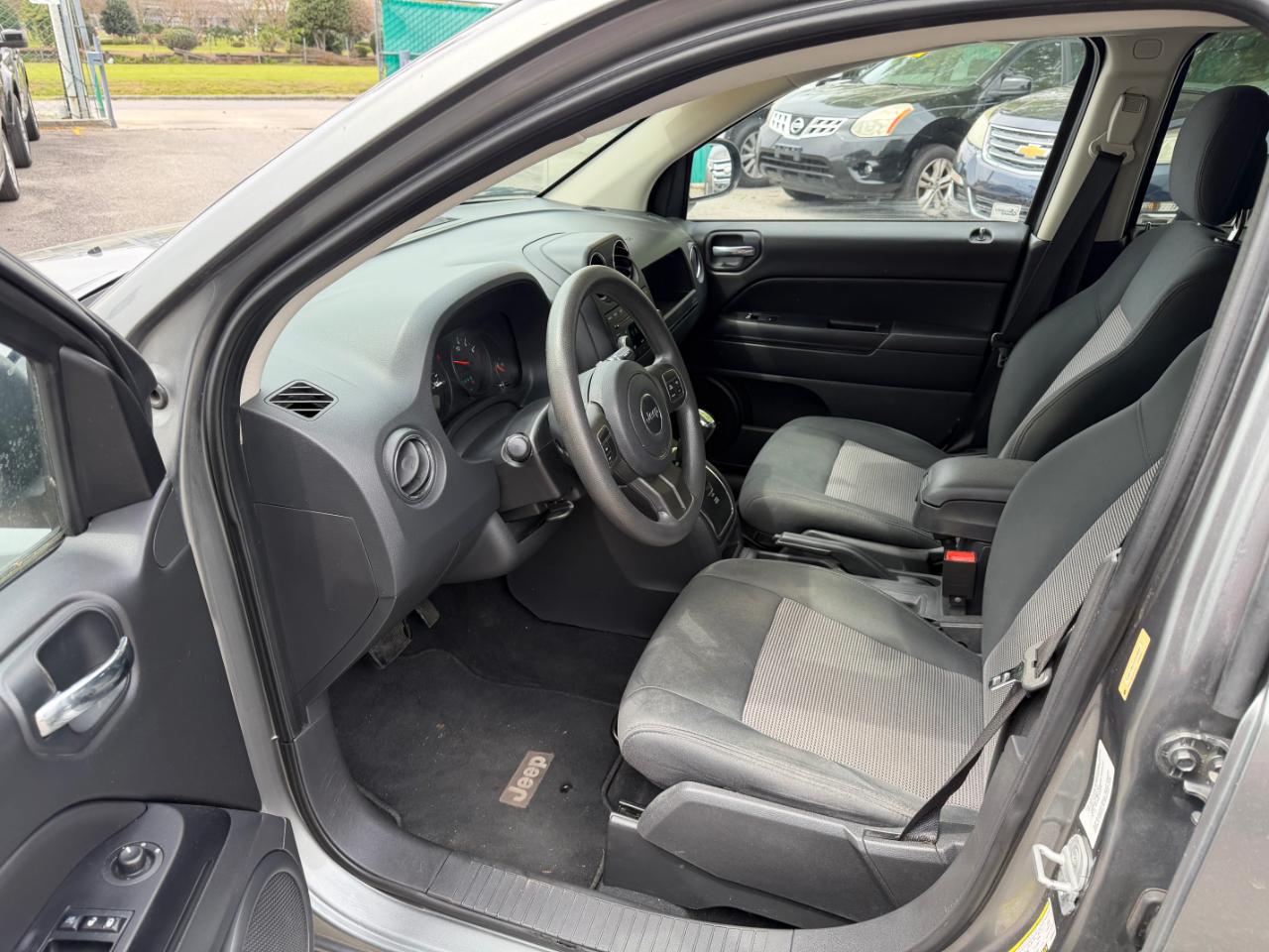 Jeep Compass FWD 4dr Sport 2012