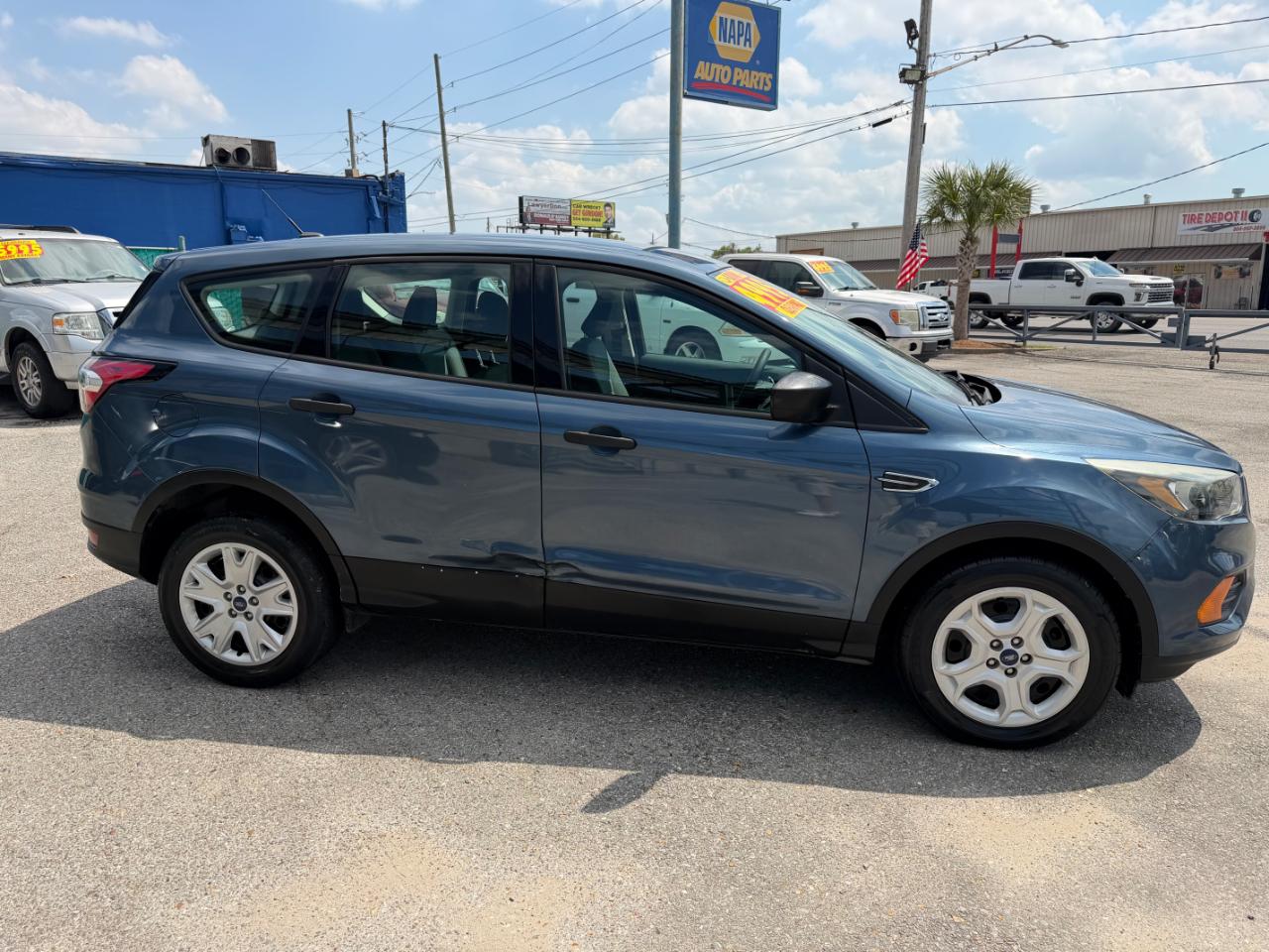 Ford Escape S FWD 2018