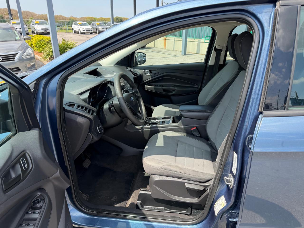 Ford Escape S FWD 2018