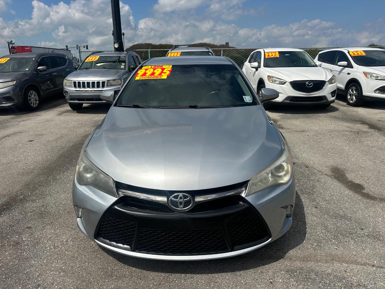 Toyota Camry XLE Auto (Natl) 2017