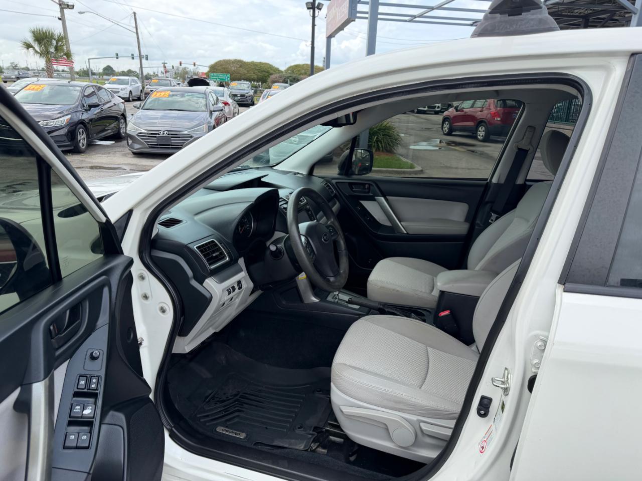 Subaru Forester 4dr CVT 2.5i PZEV 2016