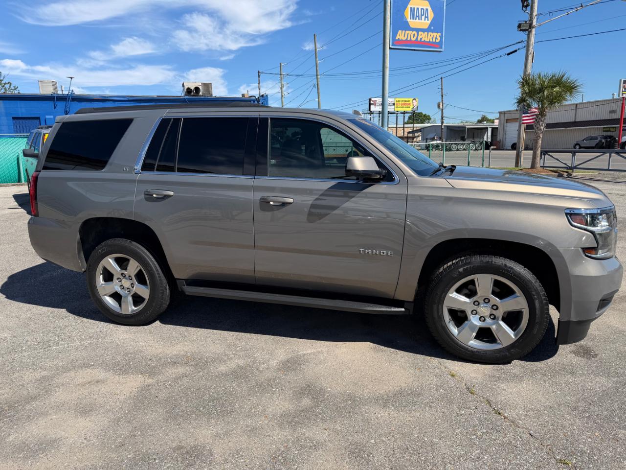 Chevrolet Tahoe 2WD 4dr LT 2019