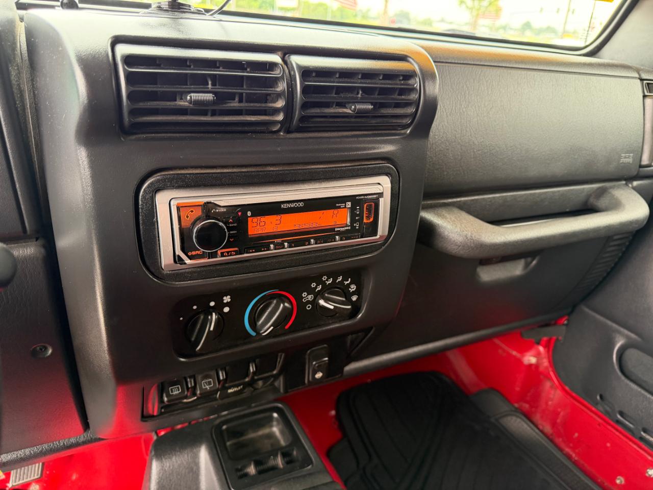 Jeep Wrangler 2dr X 2004