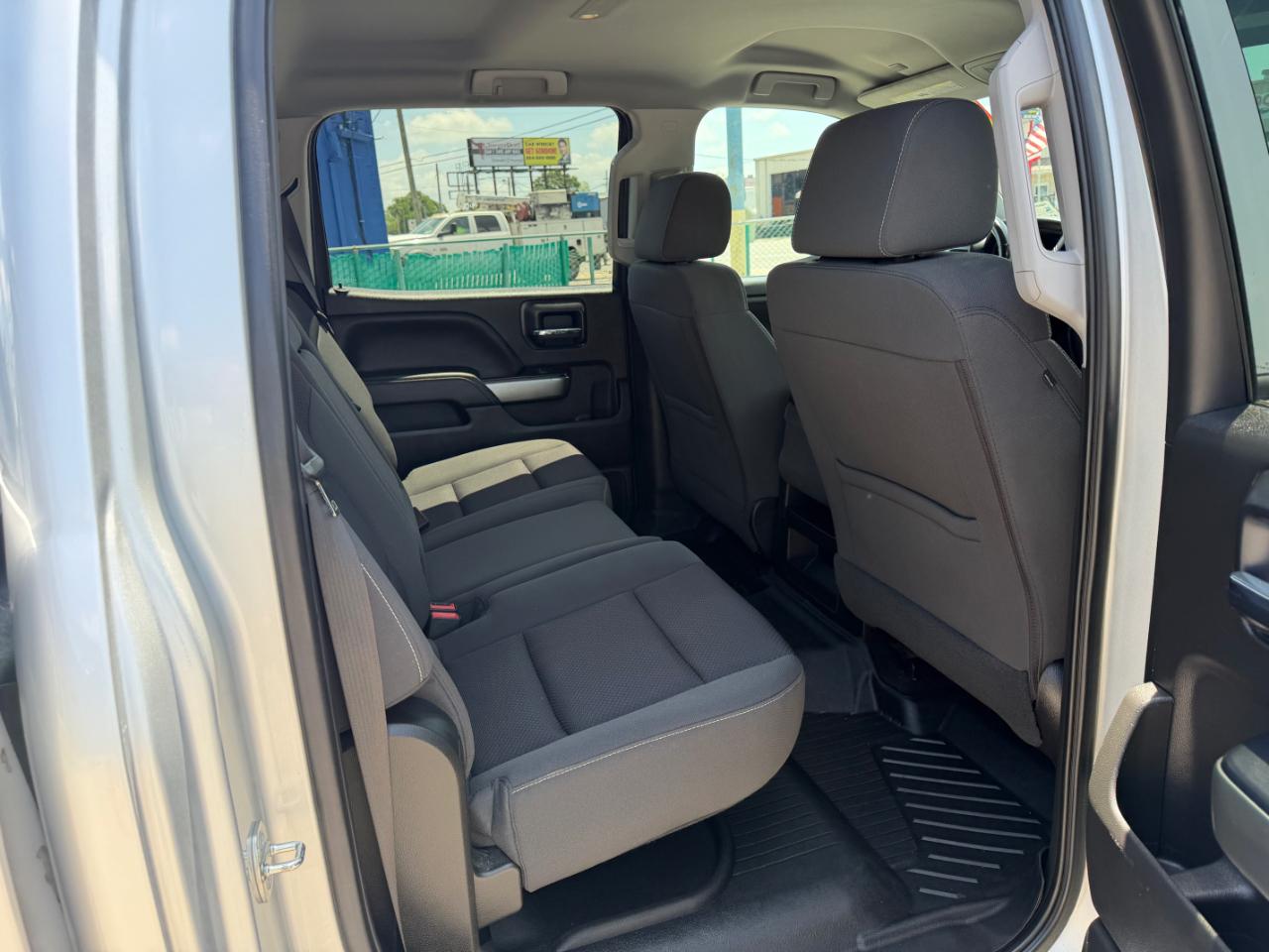 Chevrolet Silverado 1500 2WD Crew Cab 143.5" LT w/1LT 2018