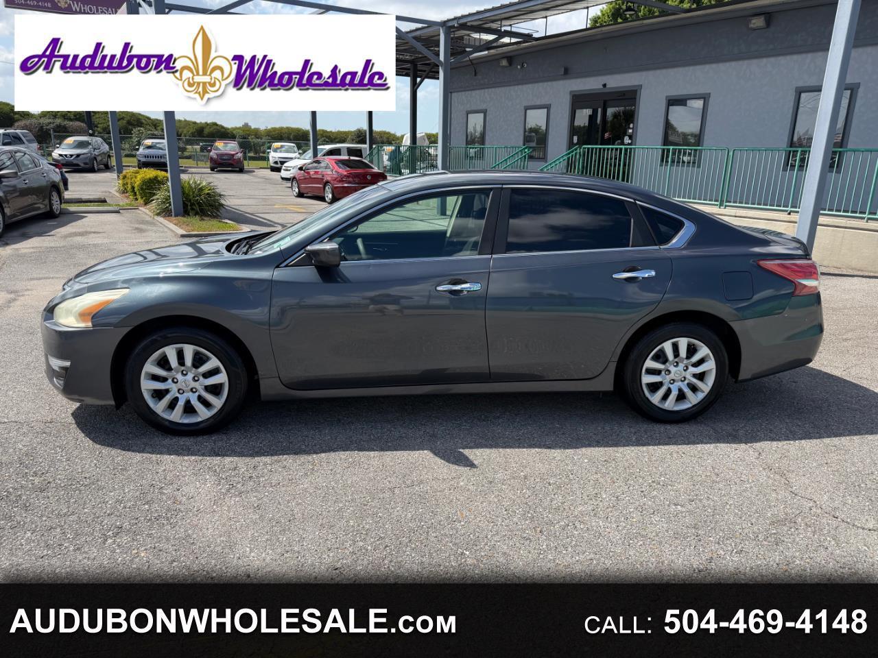 Nissan Altima 4dr Sdn I4 2.5 S 2013