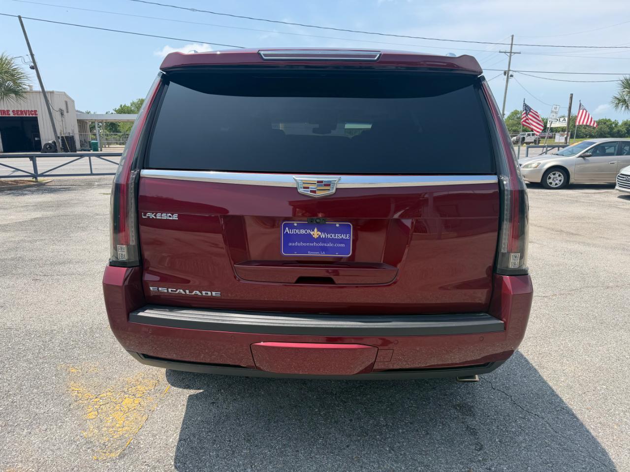 Cadillac Escalade 2WD 4dr Luxury 2019