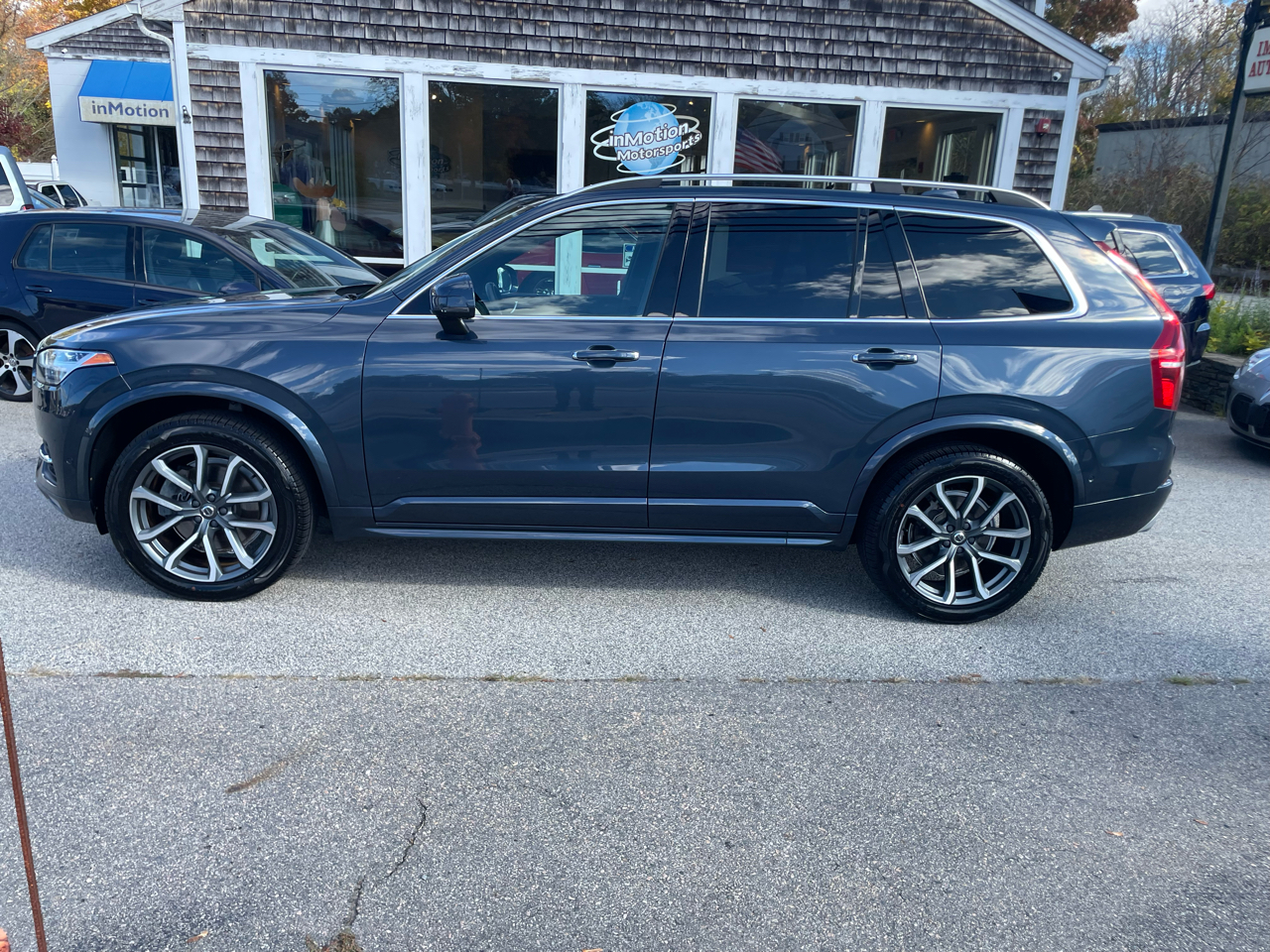 Volvo XC90 T6 Momentum AWD 2019 Volvo XC90 T6 Momentum AWD 2019