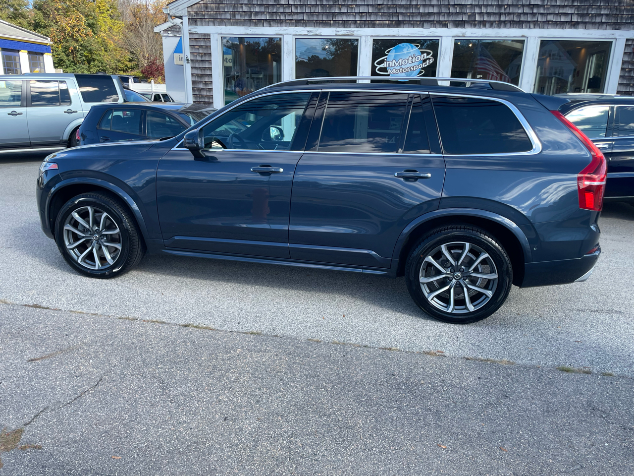 Volvo XC90 T6 Momentum AWD 2019 Volvo XC90 T6 Momentum AWD 2019