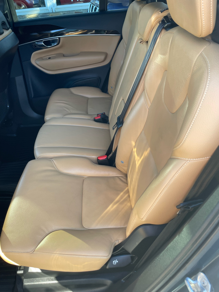 Volvo XC90 T6 Momentum AWD 2019 Volvo XC90 T6 Momentum AWD 2019