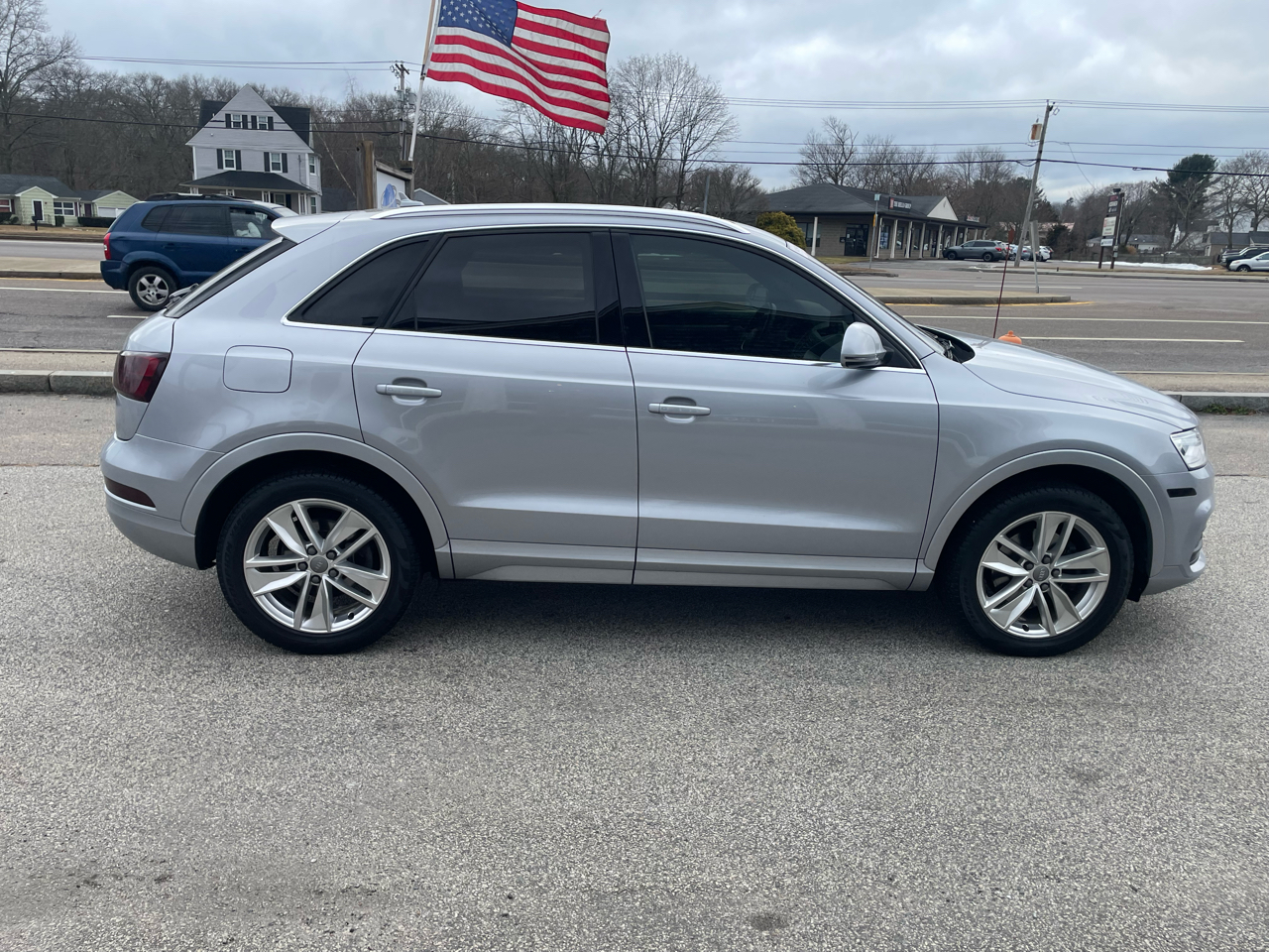 Audi Q3 2.0T quattro Premium Plus 2016