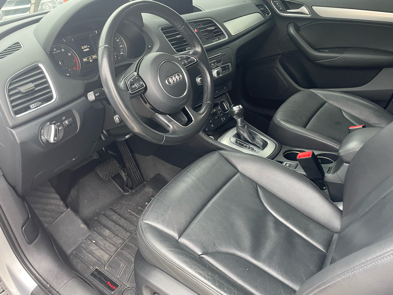 Audi Q3 2.0T quattro Premium Plus 2016