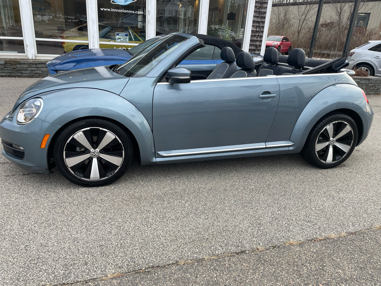 Volkswagen Beetle 1.8T PZEV Convertible 2016