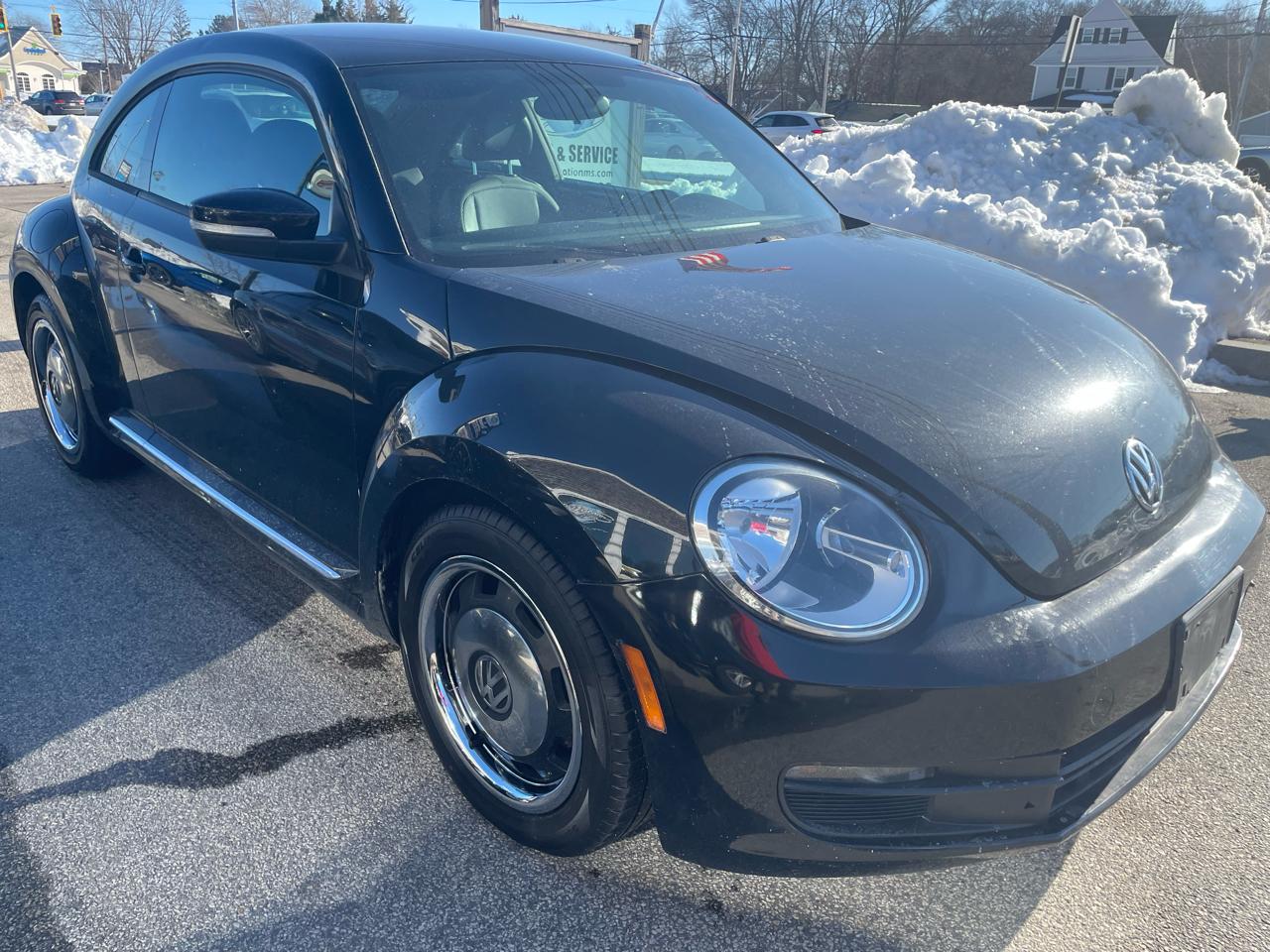 Volkswagen Beetle Base 2012