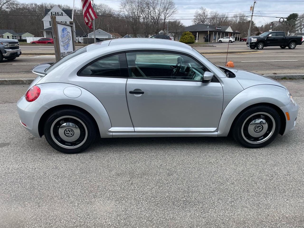 Volkswagen Beetle 1.8T Classic 2015