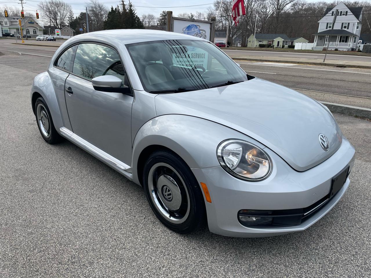 Volkswagen Beetle 1.8T Classic 2015