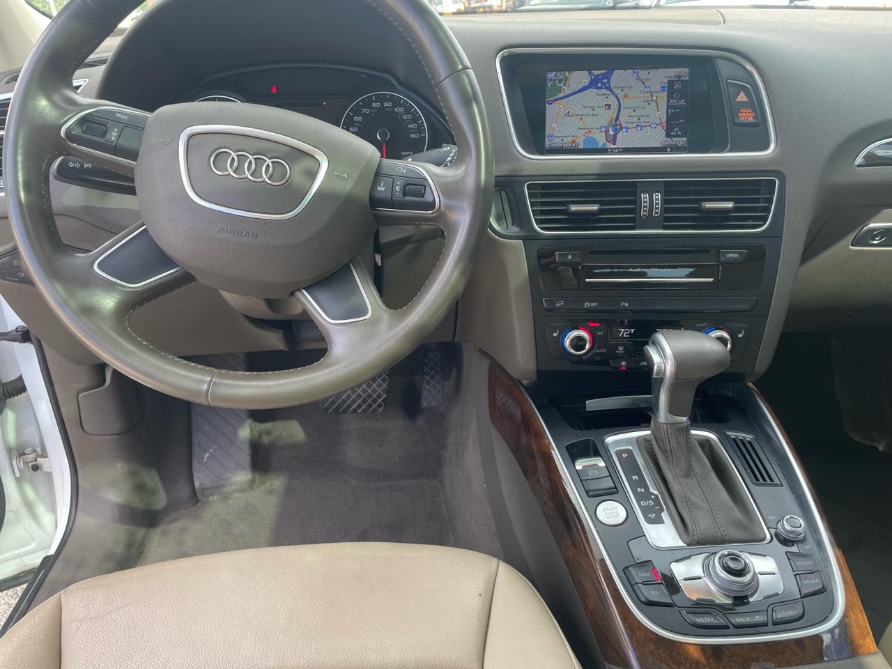 Audi Q5 2.0T Premium Plus quattro 2015