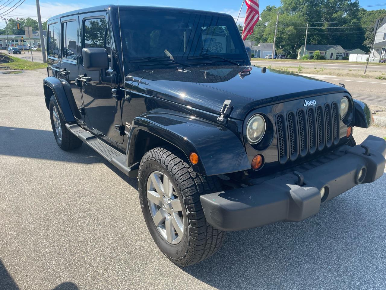 Jeep Wrangler Unlimited Sahara 4WD 2013