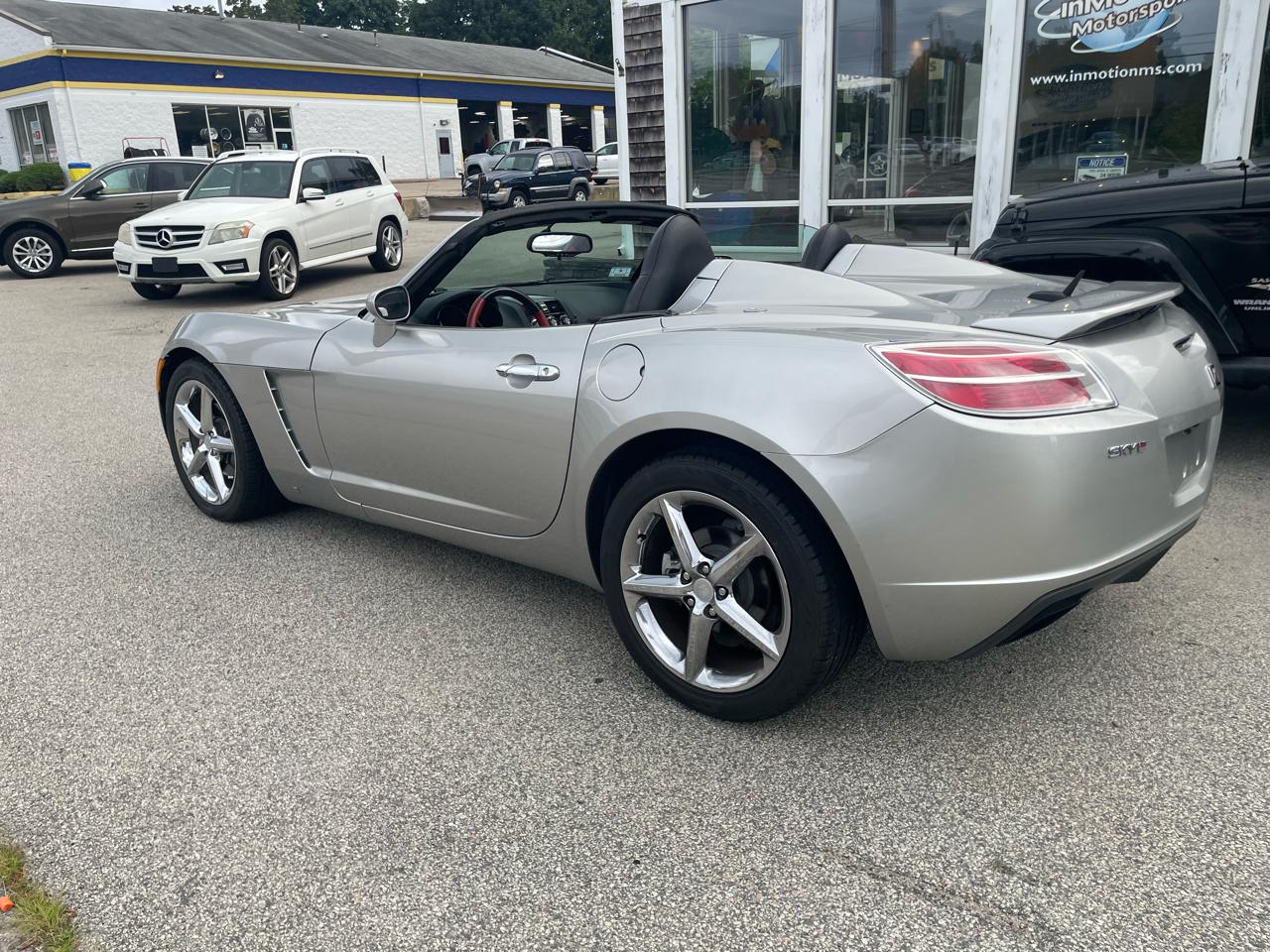 Saturn Sky Red Line 2008