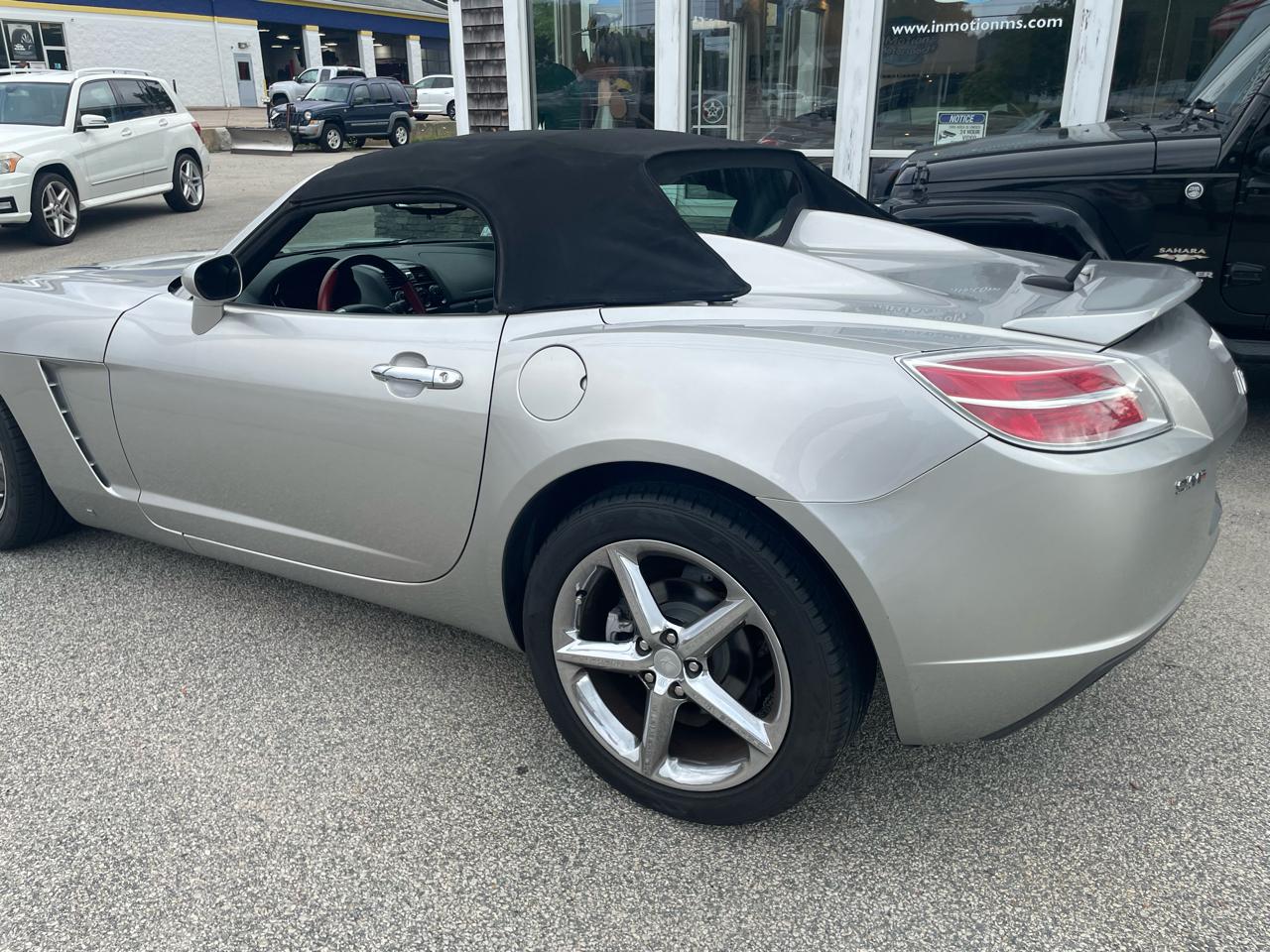 Saturn Sky Red Line 2008