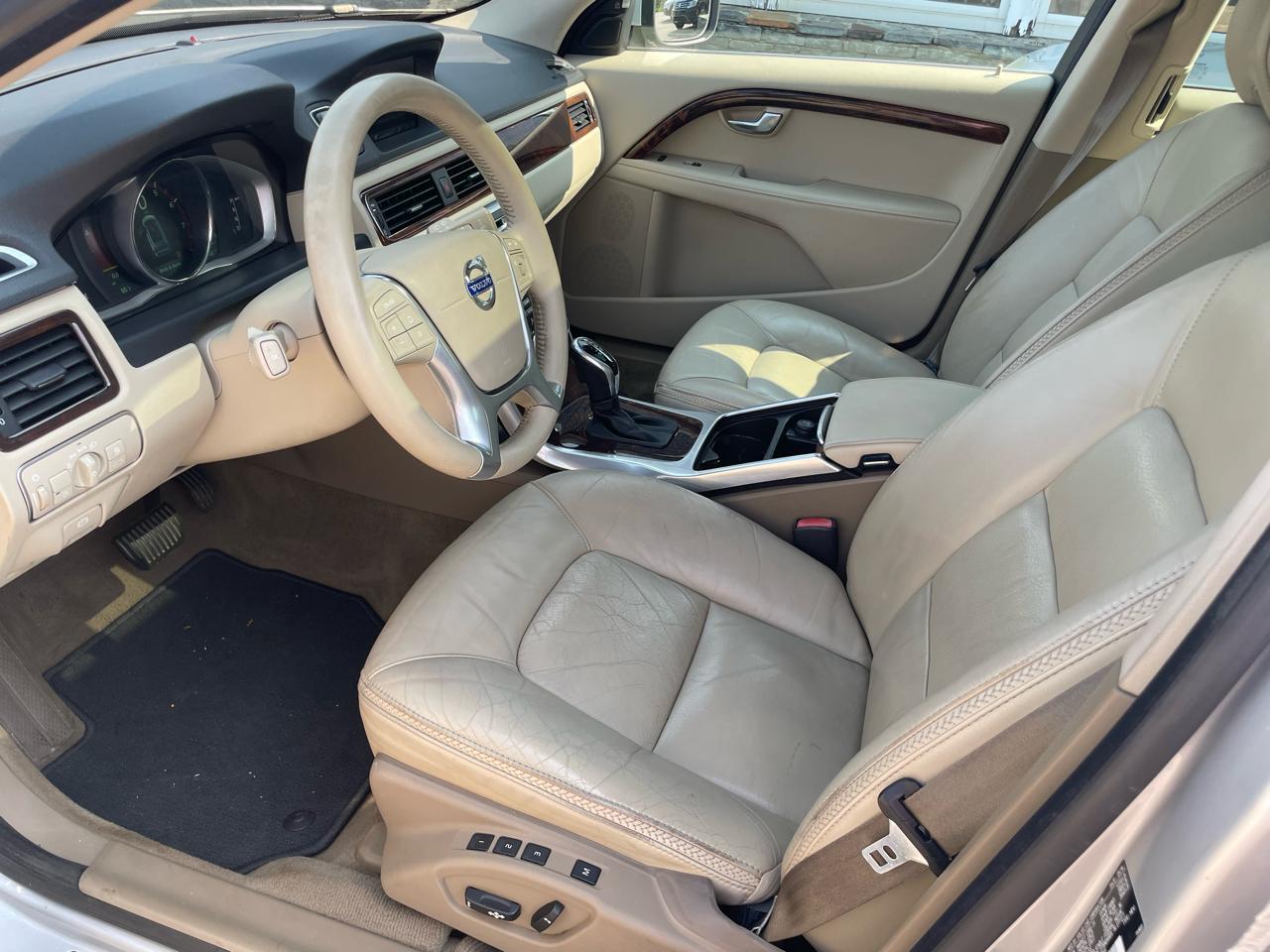 Volvo XC70 3.2 Premier 4WD 2015