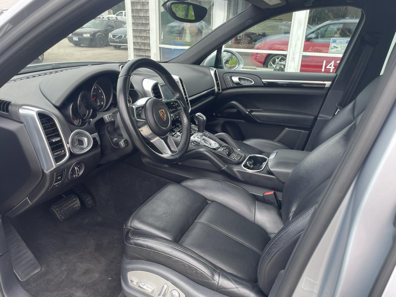 Porsche Cayenne AWD 4dr Platinum Edition 2017