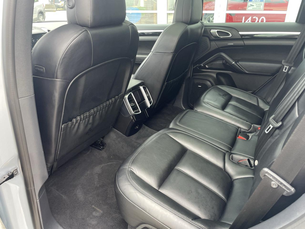 Porsche Cayenne AWD 4dr Platinum Edition 2017
