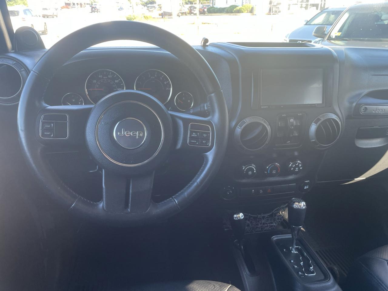 Jeep Wrangler Unlimited Sport 4WD 2014