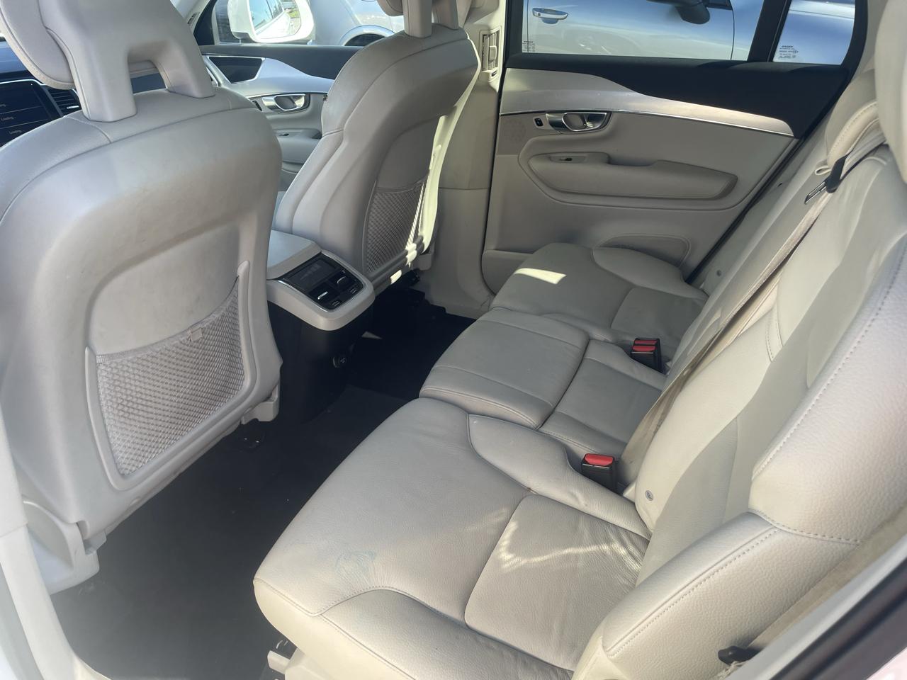 Volvo XC90 T6 Momentum AWD 2017
