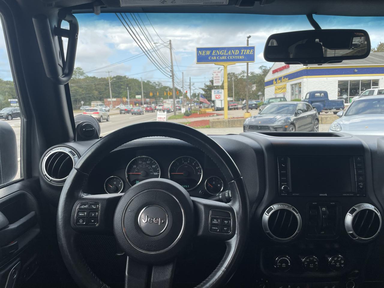 Jeep Wrangler Unlimited Sahara 4WD 2013