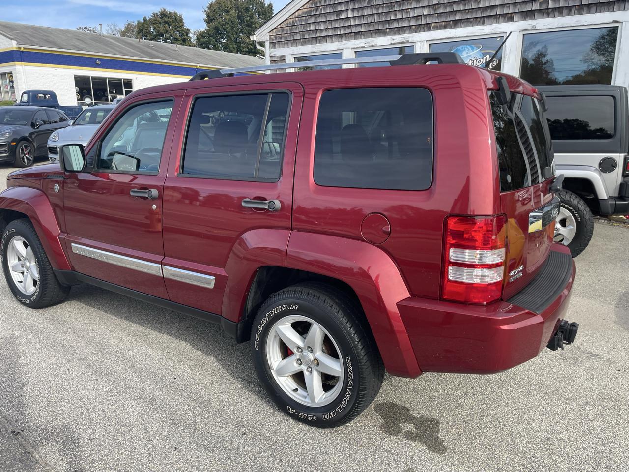 Jeep Liberty Limited 4WD 2012