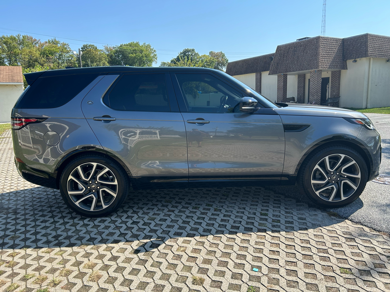 Land Rover Discovery HSE Luxury 2017 Land Rover Discovery HSE Luxury 2017
