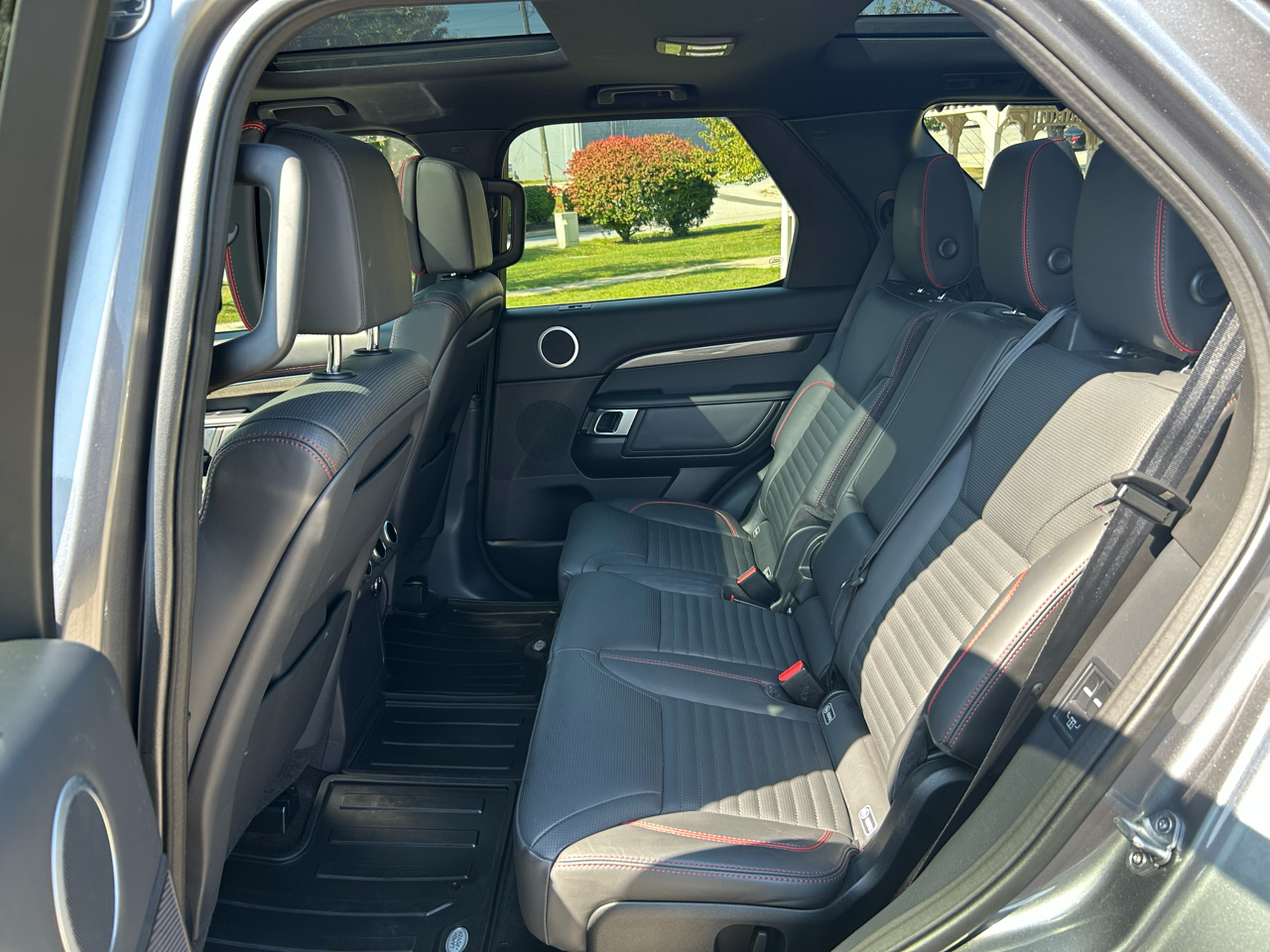 Land Rover Discovery HSE Luxury 2017 Land Rover Discovery HSE Luxury 2017