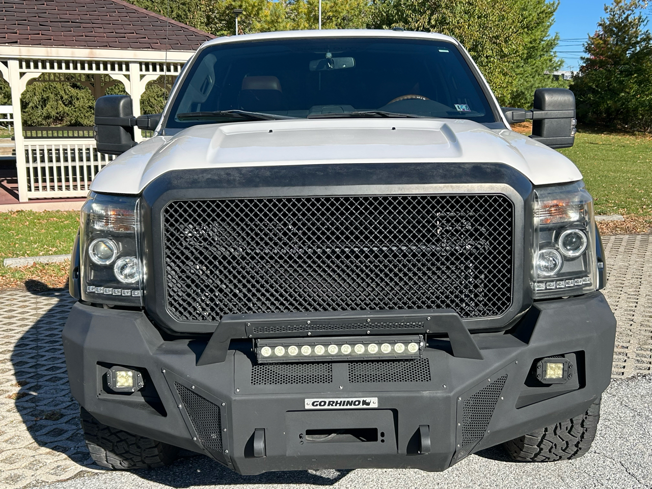 Ford F-250 SD Platinum Crew Cab 4WD 2015 Ford F-250 SD Platinum Crew Cab 4WD 2015