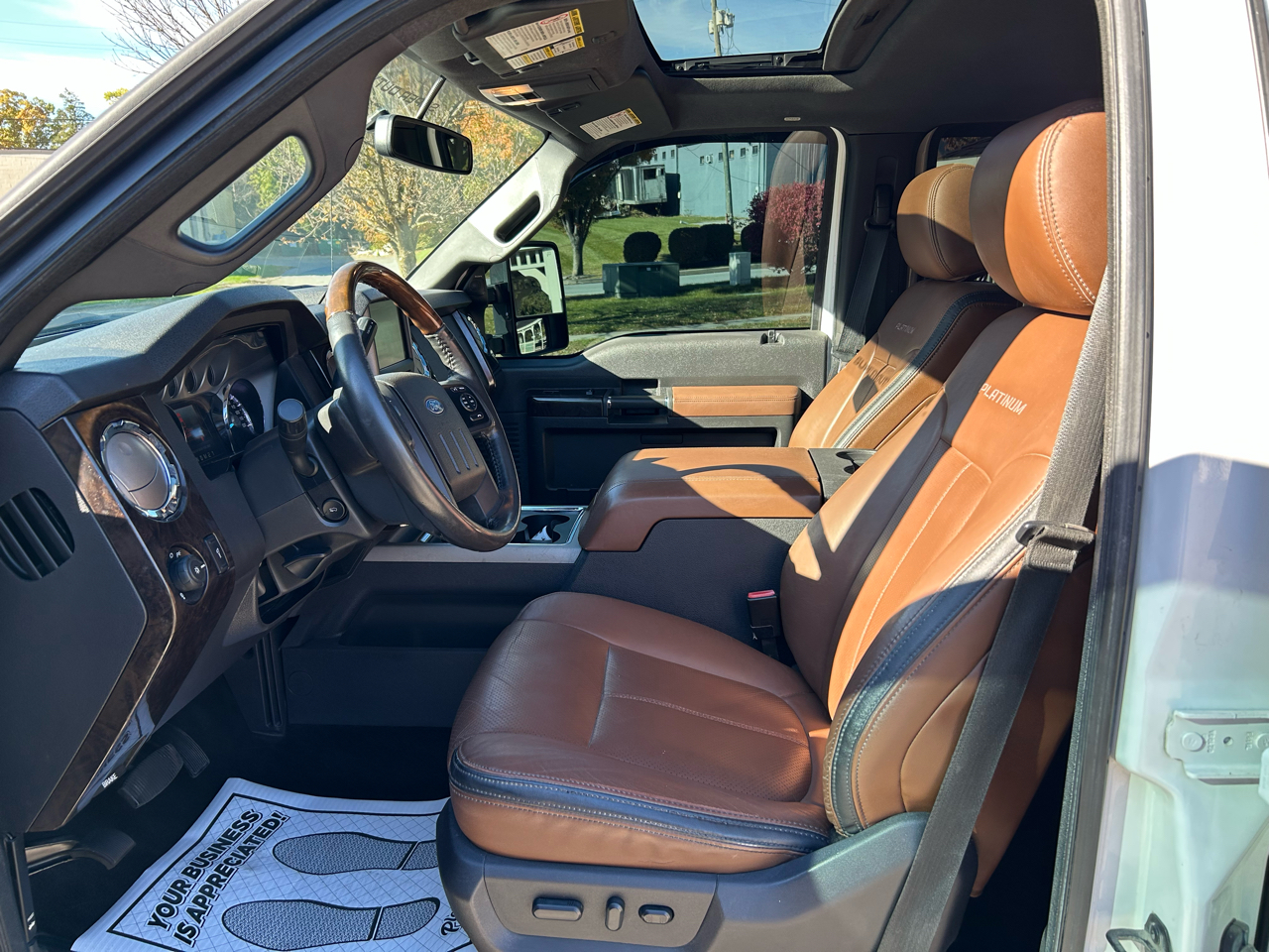Ford F-250 SD Platinum Crew Cab 4WD 2015 Ford F-250 SD Platinum Crew Cab 4WD 2015
