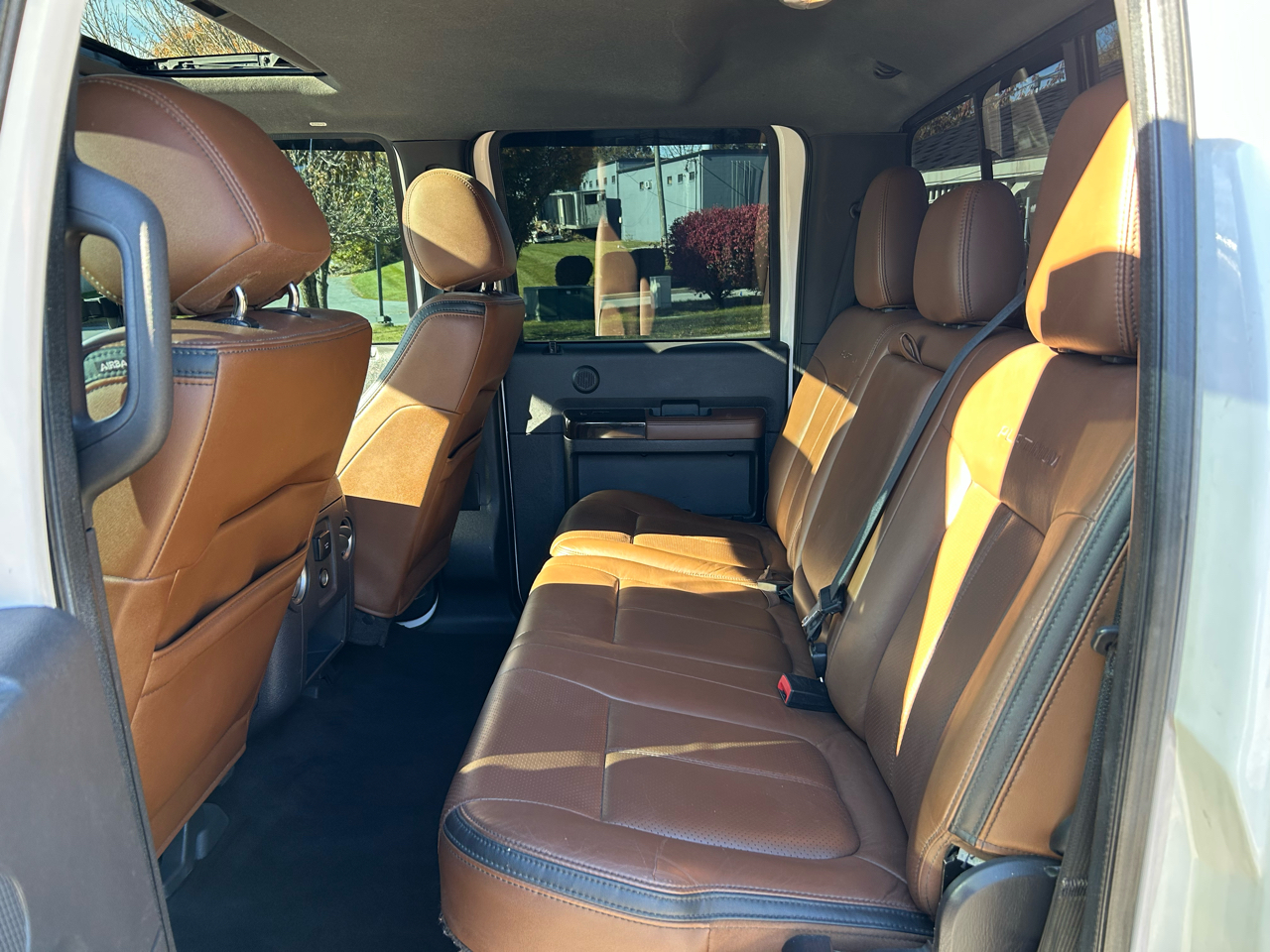 Ford F-250 SD Platinum Crew Cab 4WD 2015 Ford F-250 SD Platinum Crew Cab 4WD 2015